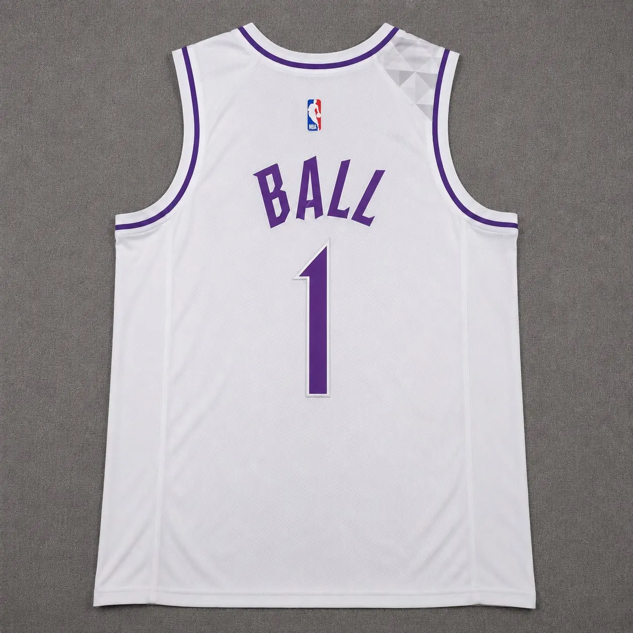 MINNESOTA TIMBERWOLVES LAMELO BALL WHITE JERSEY