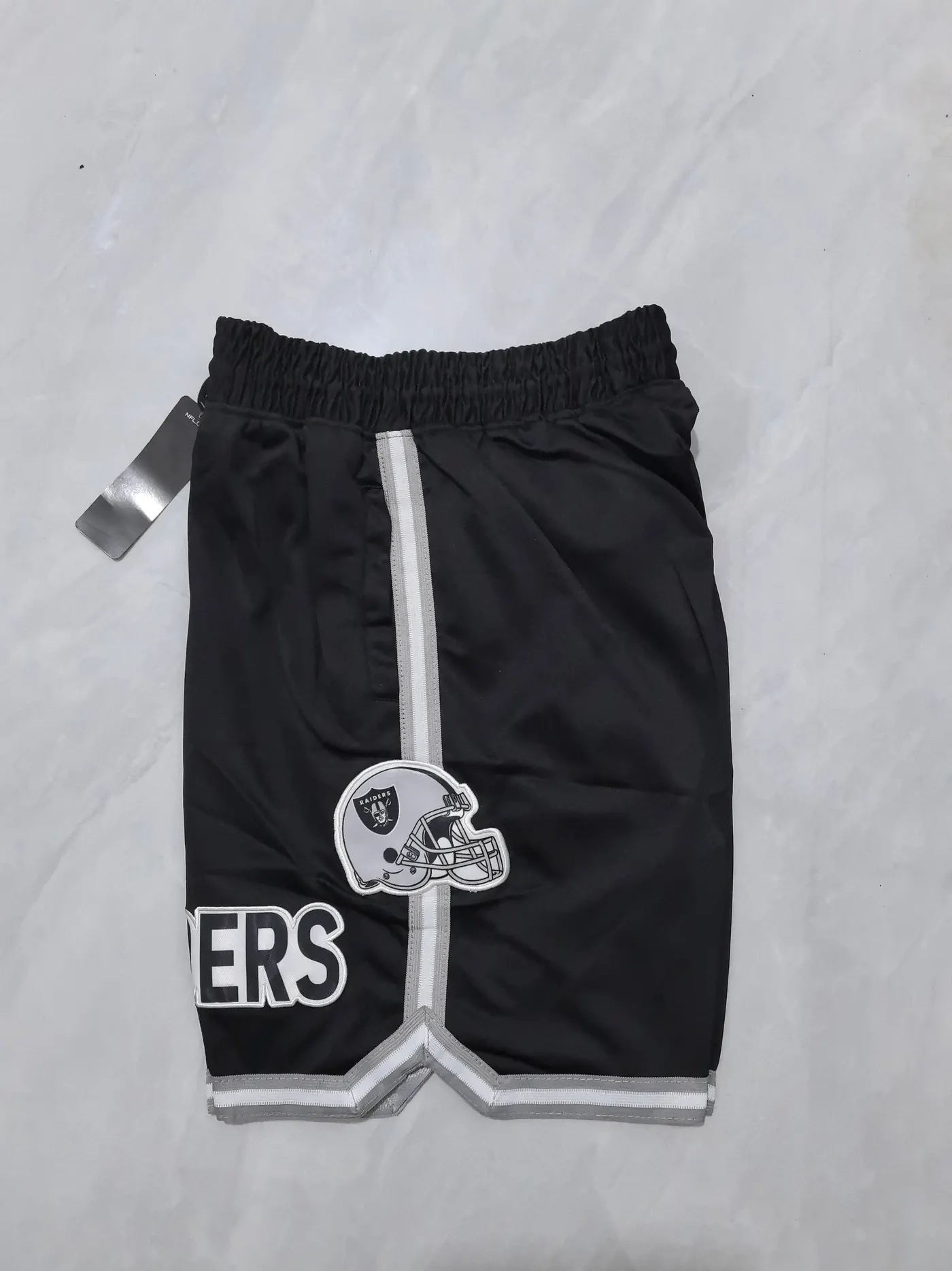 LAS VEGAS RAIDERS BLACK SHORTS