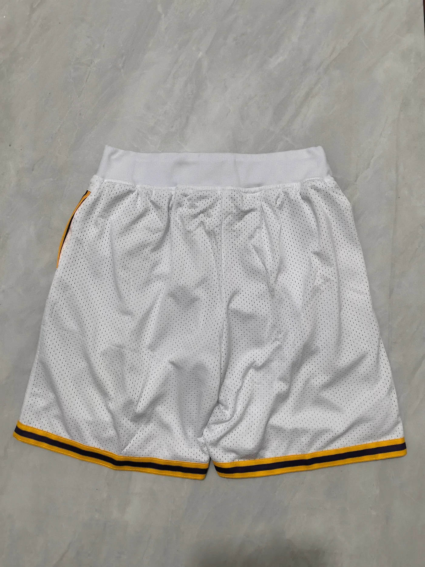 LOS ANGELES LAKERS WHITE SHORTS