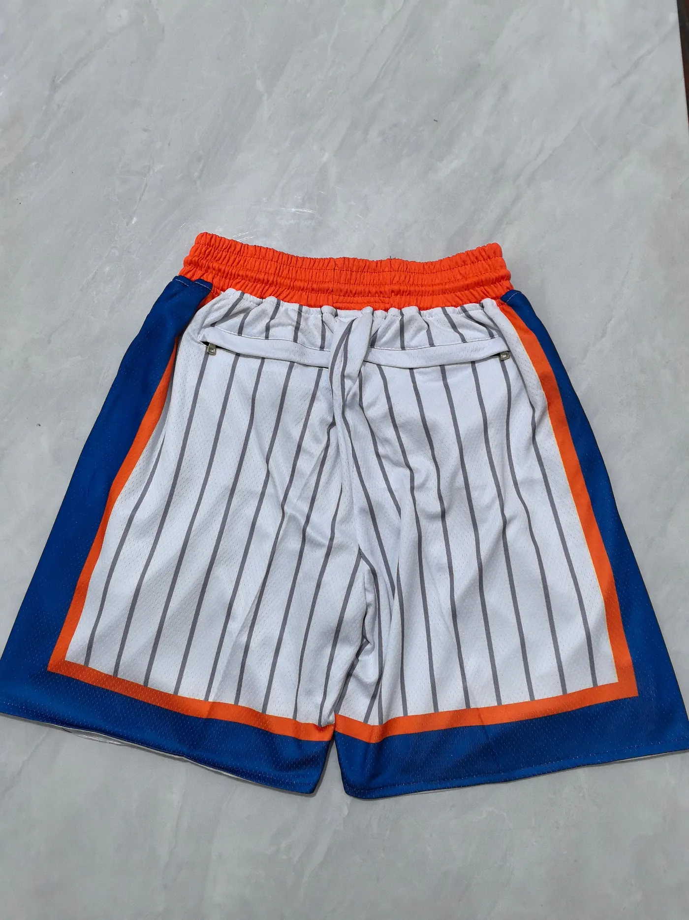 NEW YORK KNICKS WHITE SHORTS