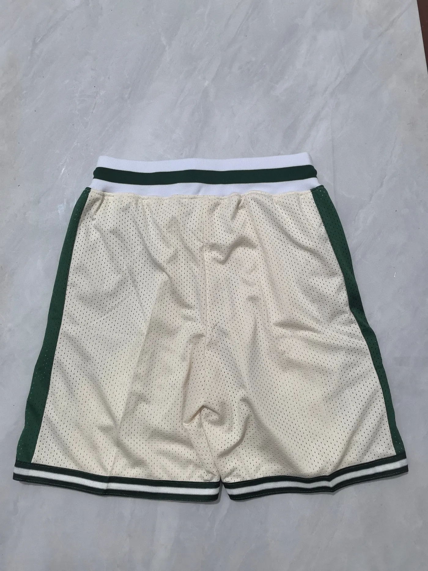 BOSTON CELTICS BEIGE SHORTS