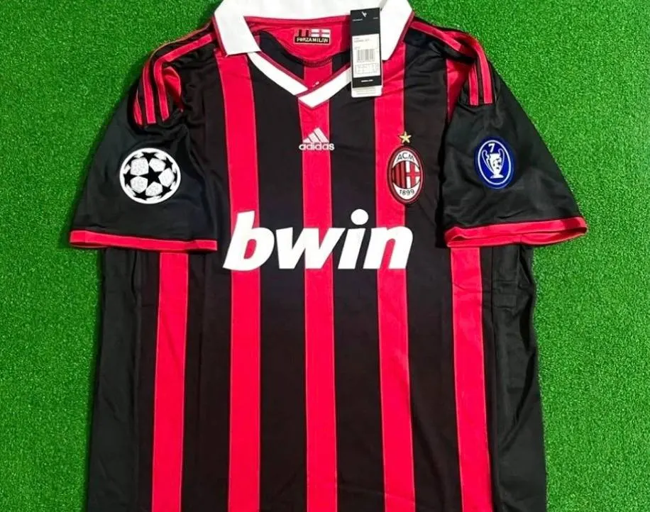 AC MILAN RONALDINHO RED JERSEY