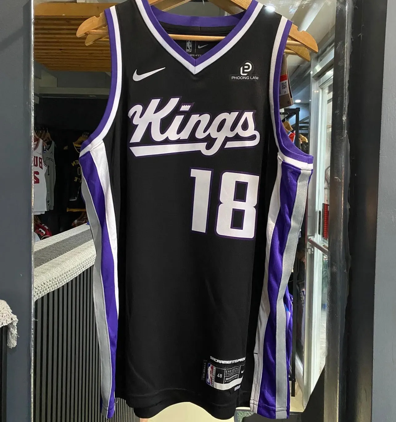 RUSSELL WESTBROOK BLACK JERSEY