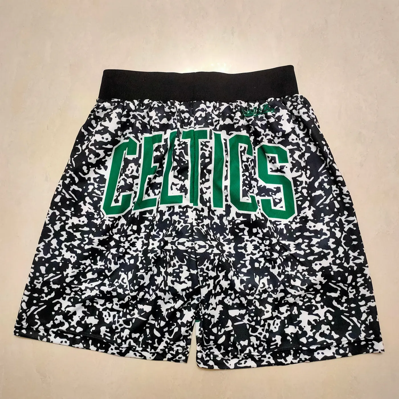 BOSTON CELTICS BLACK SHORTS