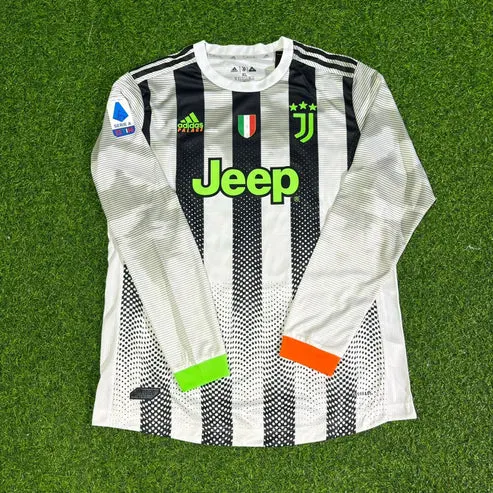 Cristiano Ronaldo #7 Juventus 2019-2020 Long Sleeve Retro Football Jersey