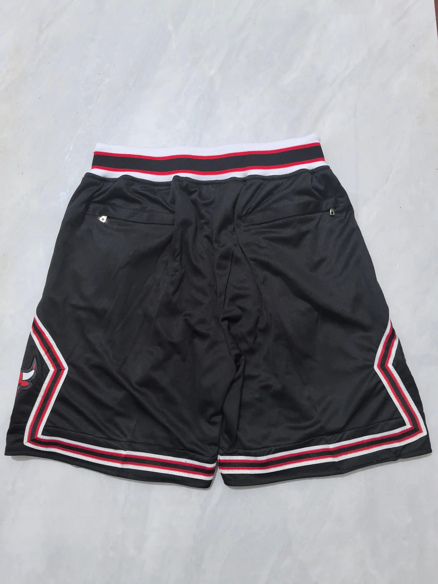 CHICAGO BULLS BLACK SHORTS
