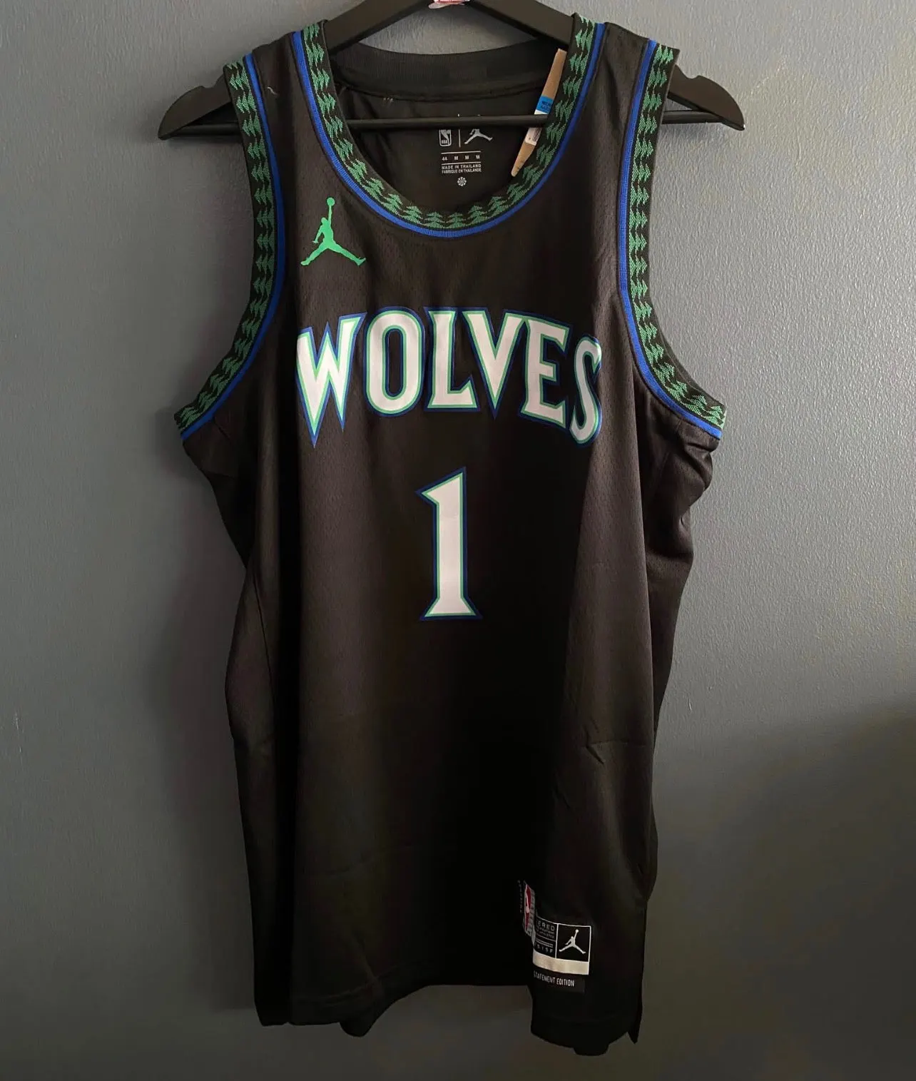 MINNESOTA TIMBERWOLVES LAMELO BALL BLACK JERSEY