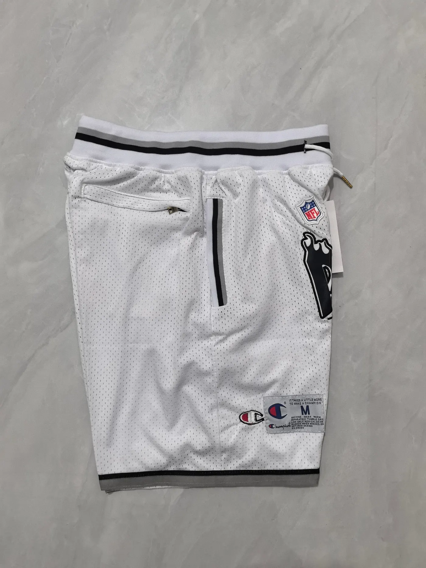 LAS VEGAS RAIDERS WHITE SHORTS