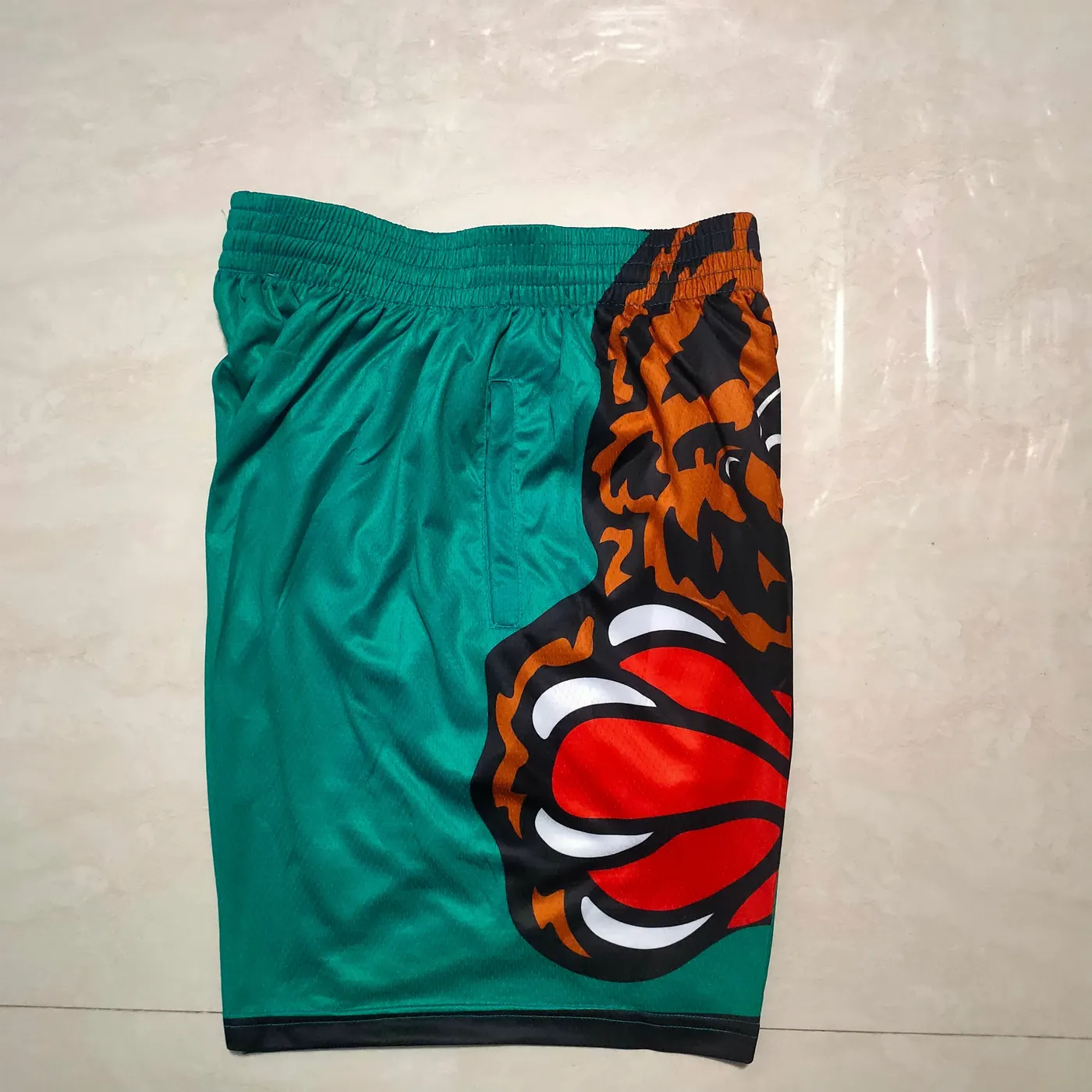 MEMPHIS GRIZZLIES BLUE SHORTS