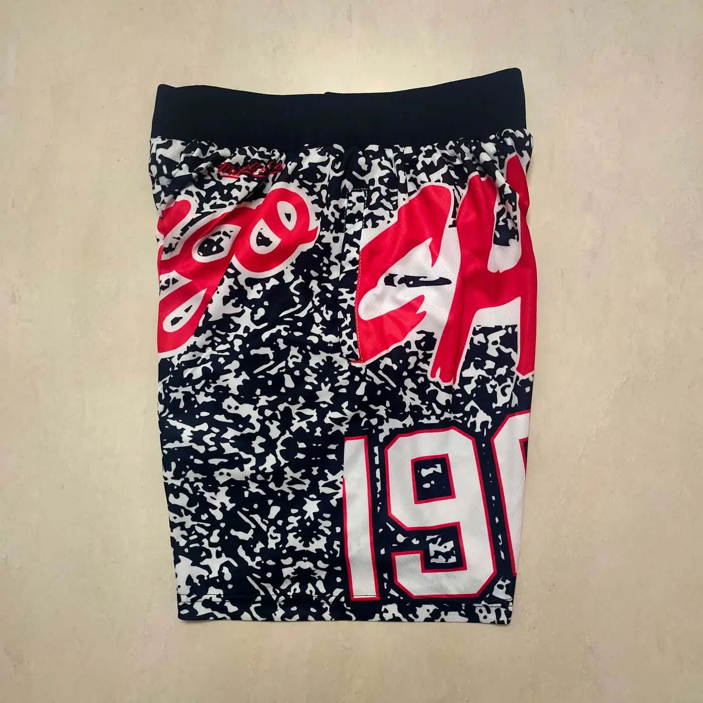 CHICAGO BULLS BLACK SHORTS