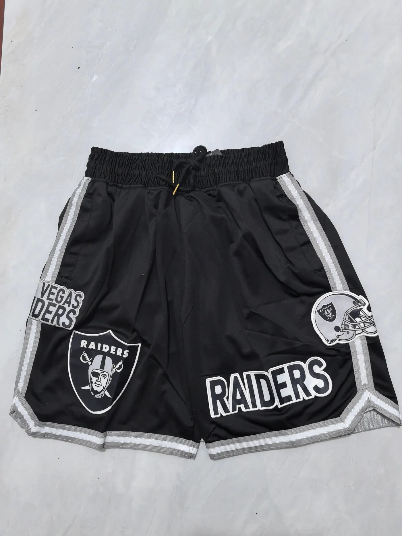 LAS VEGAS RAIDERS BLACK SHORTS