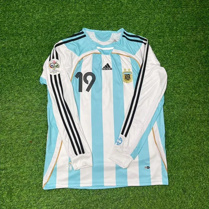 Lionel Messi Argentina 2006 World Cup Retro Long Sleeve Football Jersey