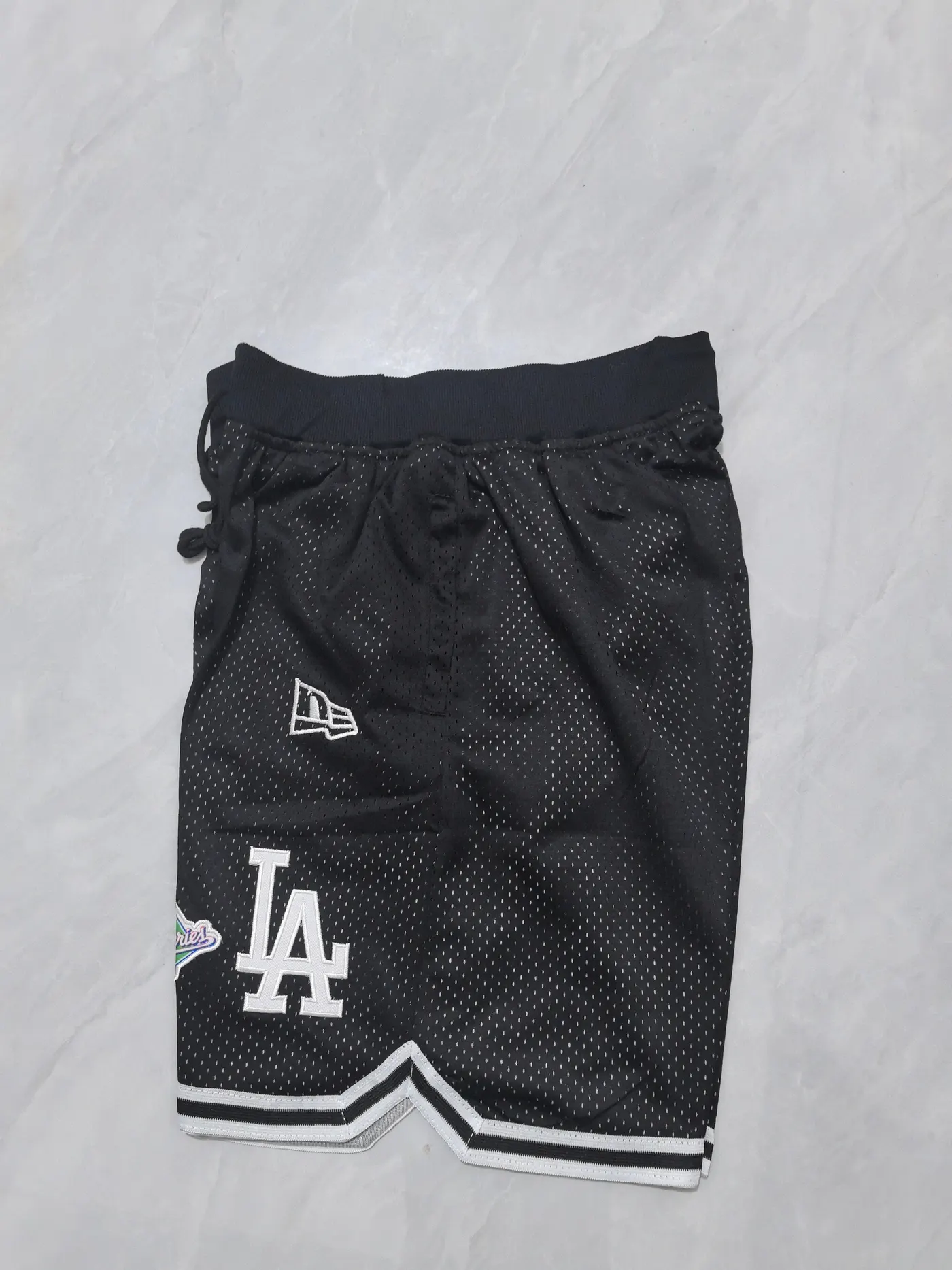 LOS ANGELES DODGERS BLACK SHORTS