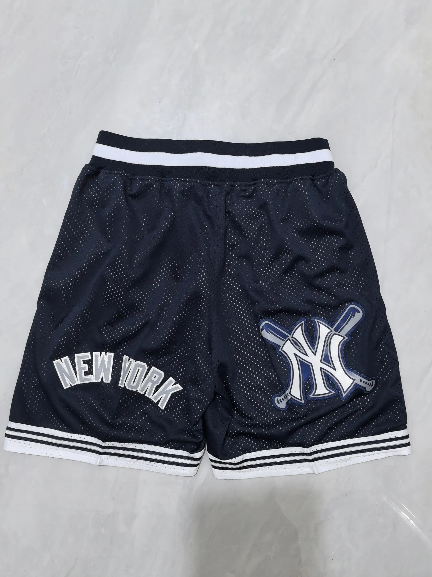 NEW YORK YANKEES BLUE SHORTS