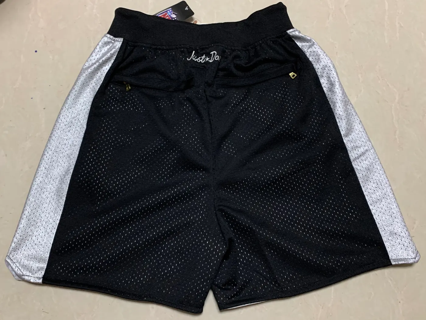 LAS VEGAS RAIDERS BLACK SHORTS