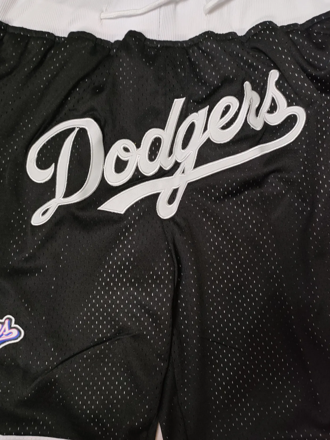 LOS ANGELES DODGERS BLACK SHORTS