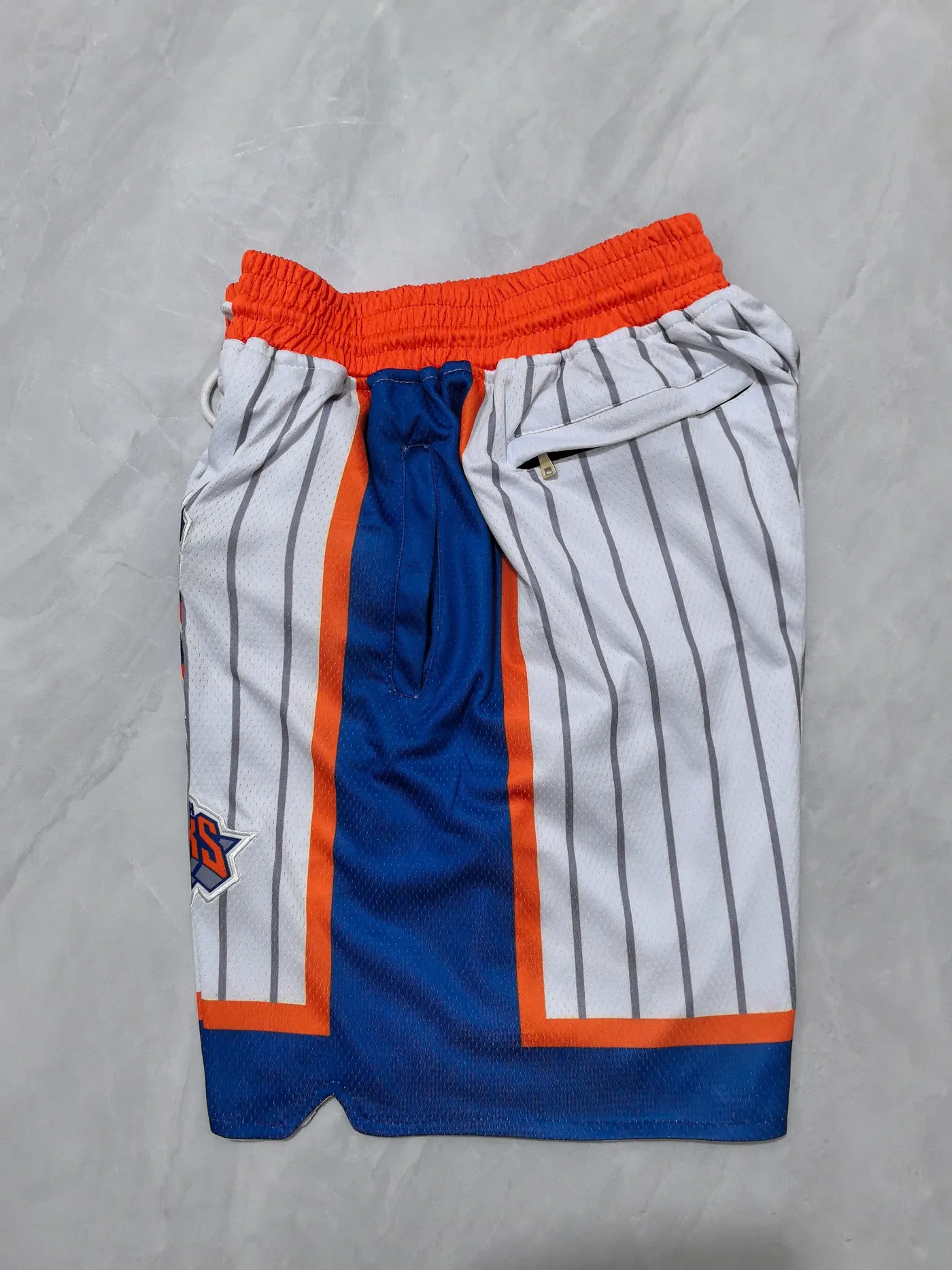 NEW YORK KNICKS WHITE SHORTS