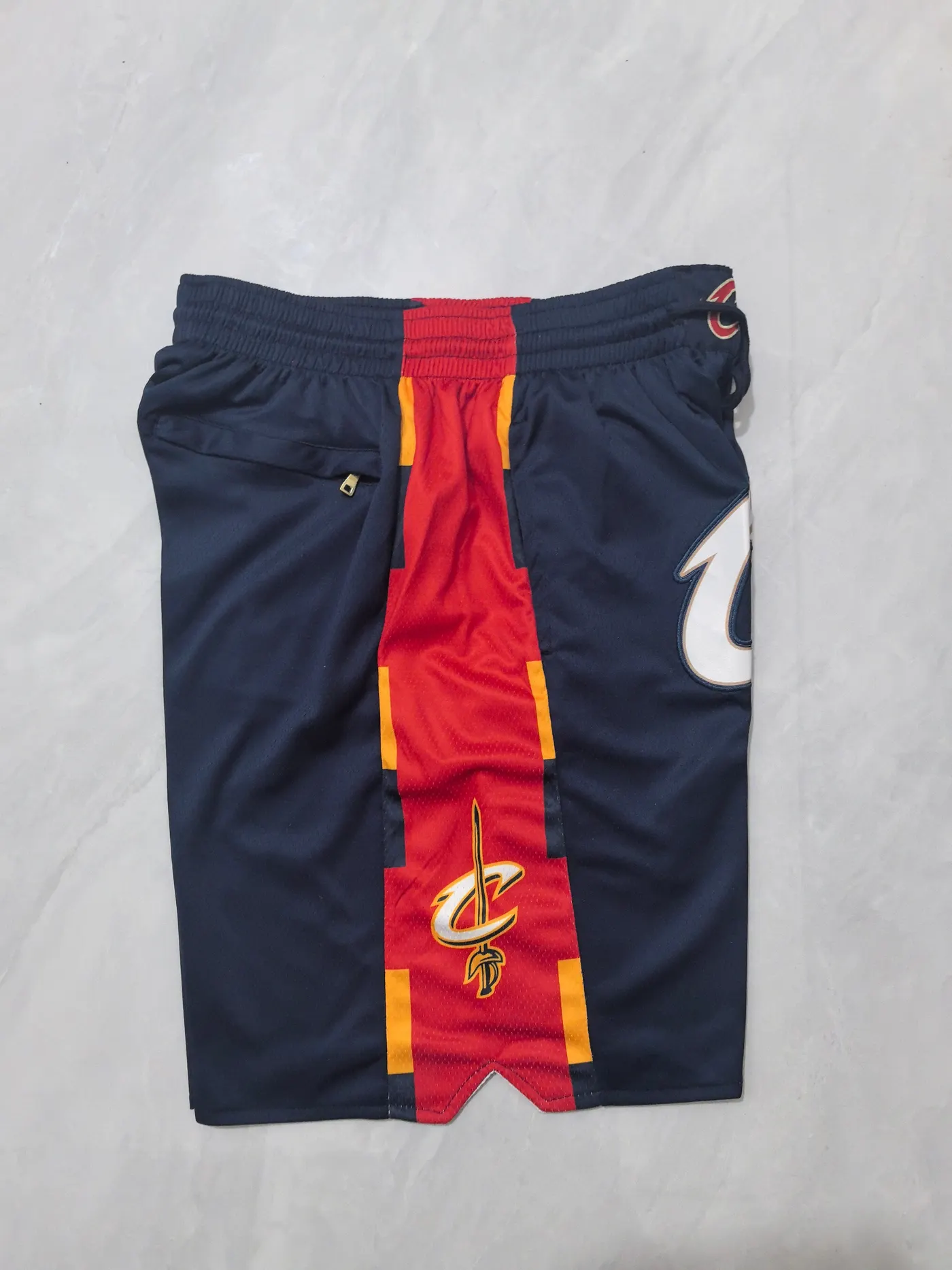 CLEVELAND CAVALIERS BLUE SHORTS