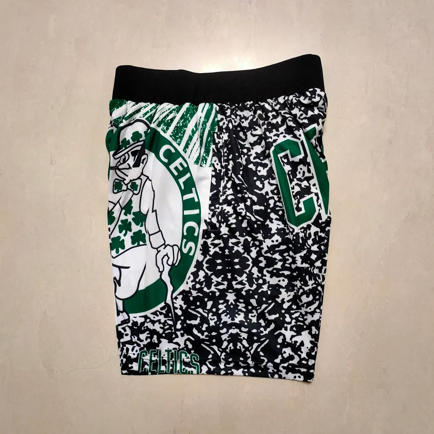 BOSTON CELTICS BLACK SHORTS