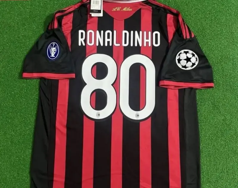 AC MILAN RONALDINHO RED JERSEY