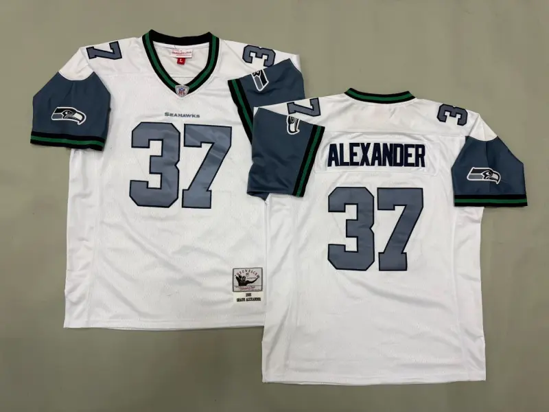 SEATTLE SEAHAWKS SHAUN ALEXANDER WHITE VINTAGE JERSEY